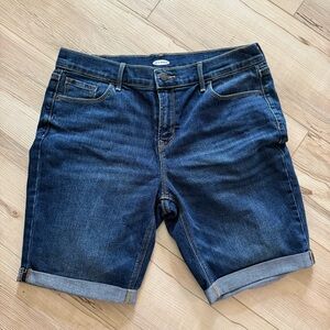 Old Navy stretch denim jean Bermuda shorts Size 10